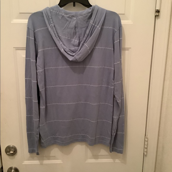 RVCA small hoodie shirt - Picture 3 of 3